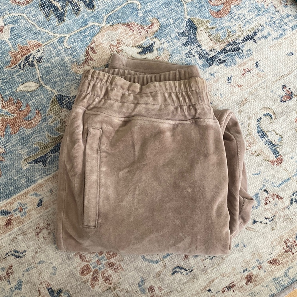 🩳 KITH special edition Velour Capsule collection -sweatpants
